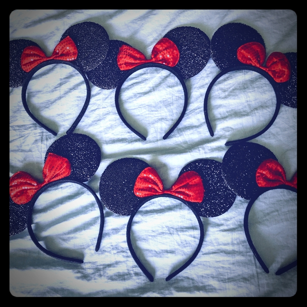 Minnie Mouse headbands (set of 6)
